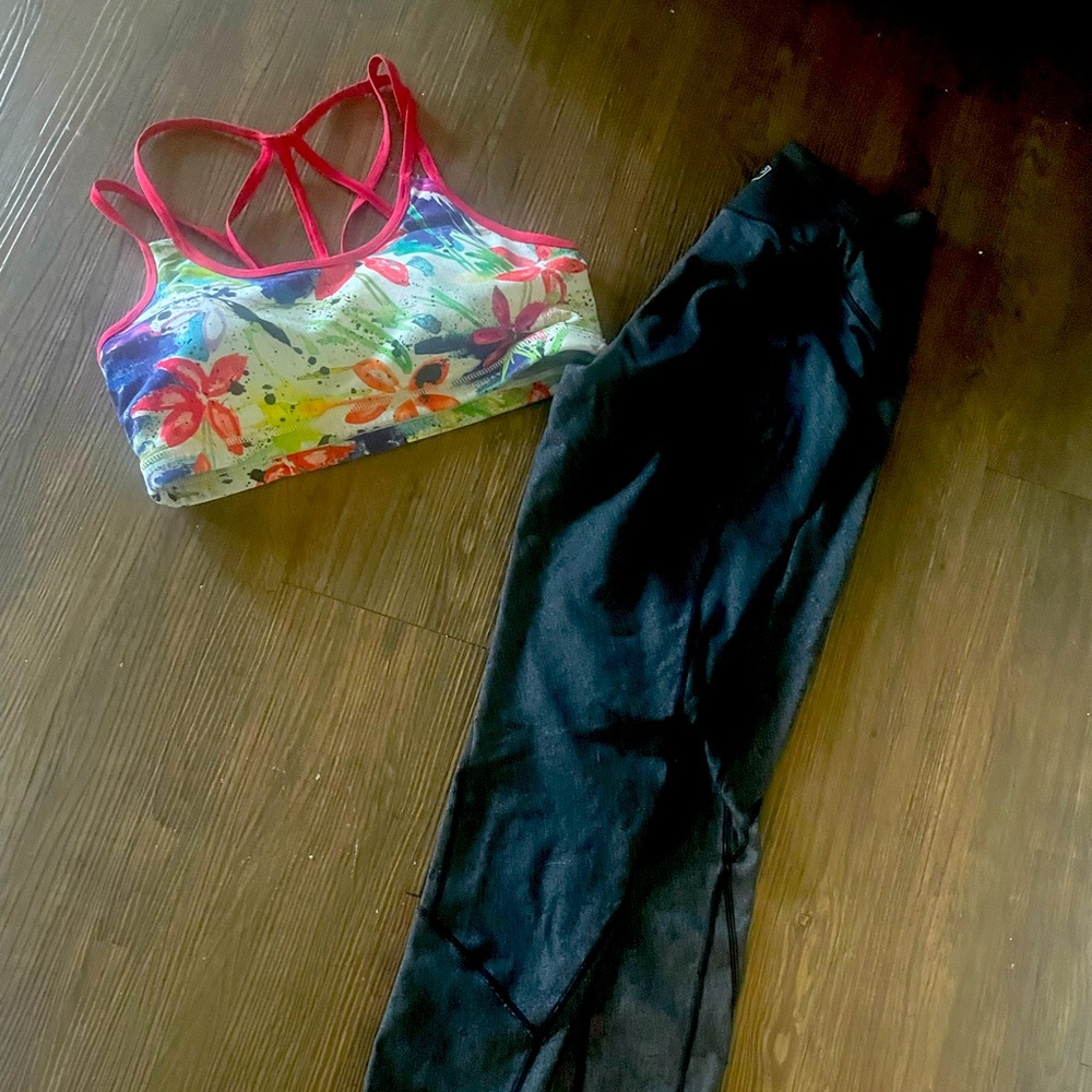 Born Primitive bundle leggings and sports bra